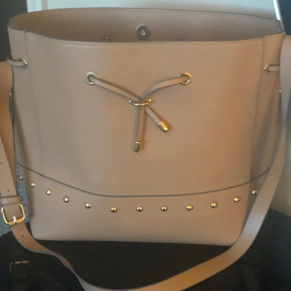 Handbag - Picture 3 of 4